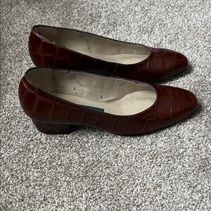 Naturalizer Women's Crocodile Pattern Loafers